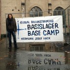 Hermann Josef Hack: Basislager / Base Camp. Kunst-Station Sankt Peter Köln, 2015. Foto: Christian Nitz